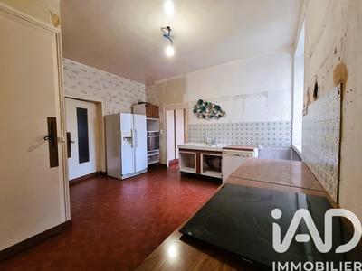 Maison de ville - 180 m² - 7 pièces