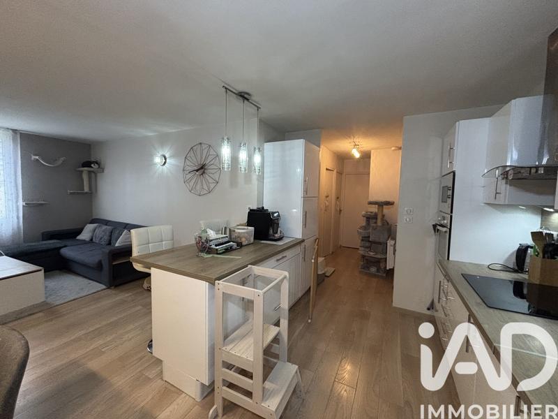 Appartement - 100 m² - 5 pièces