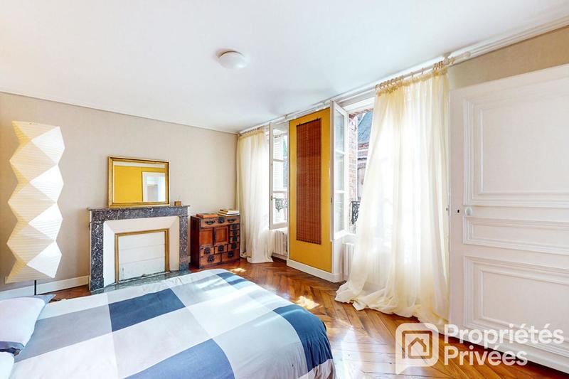 Maison - 331 m² - 11 pièces