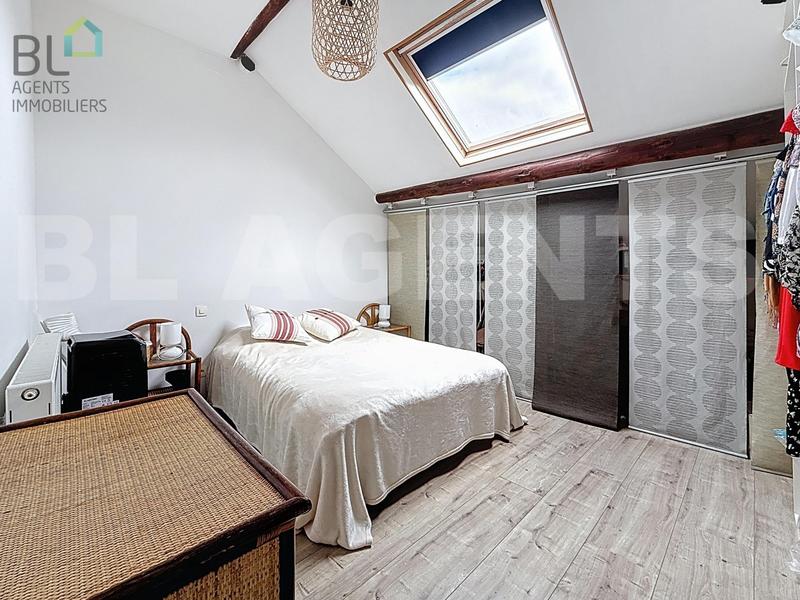 Maison - 92 m² - 7 pièces