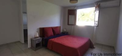 Villa - 90 m² - 4 pièces