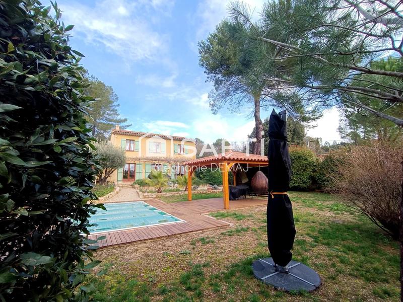 Maison - 146 m² - 6 pièces