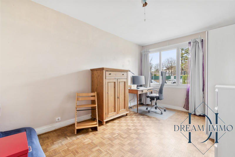 Appartement - 98 m² - 4 pièces