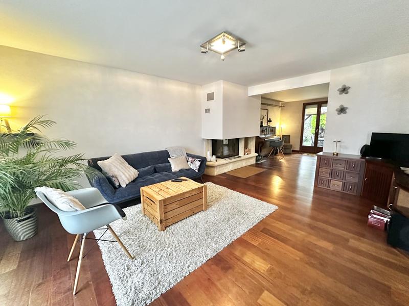 Maison - 188 m² - 7 pièces