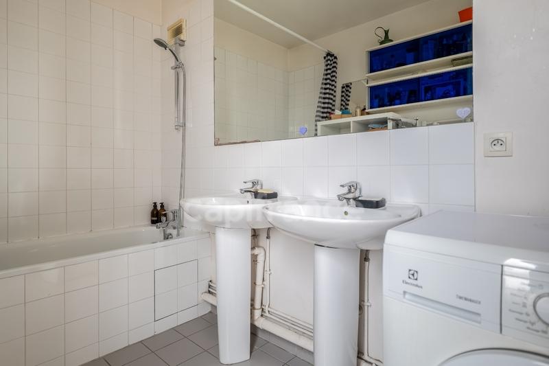 Appartement - 140 m² - 6 pièces