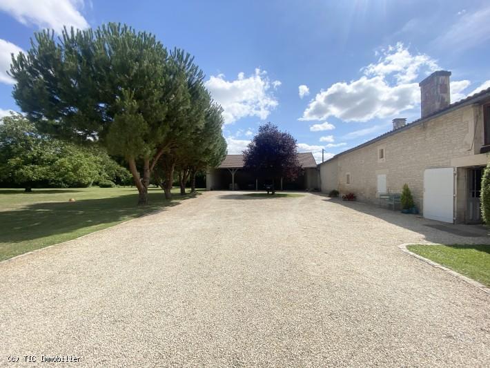 Gîte - 252 m² - 5 pièces