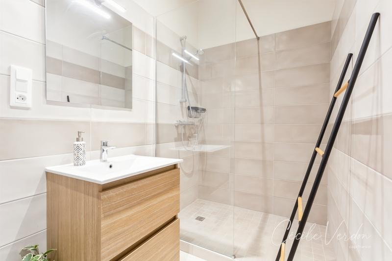 Maison de ville - 250 m² - 11 pièces