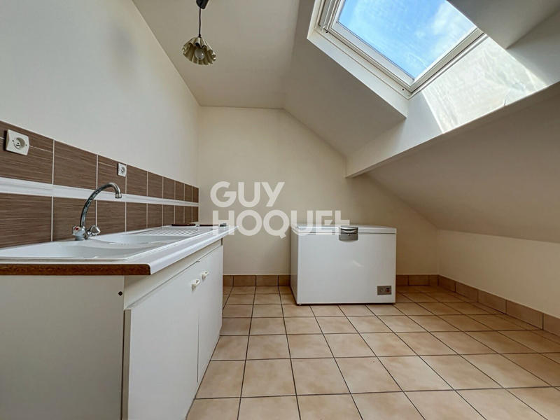 Maison - 172 m² - 10 pièces