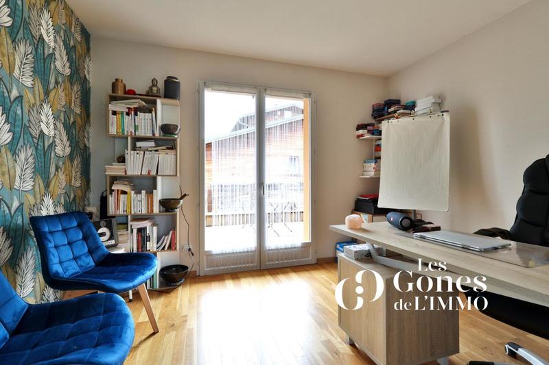 Maison - 189 m² - 8 pièces