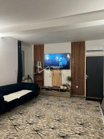 Maison - 135 m² - 9 pièces