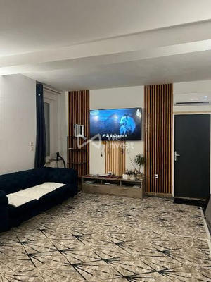 Maison - 135 m² - 9 pièces