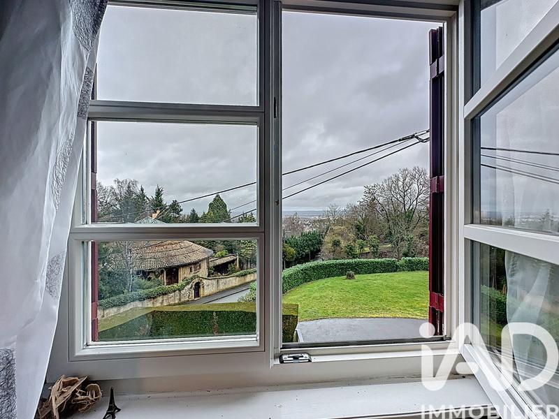 Maison - 110 m² - 4 pièces