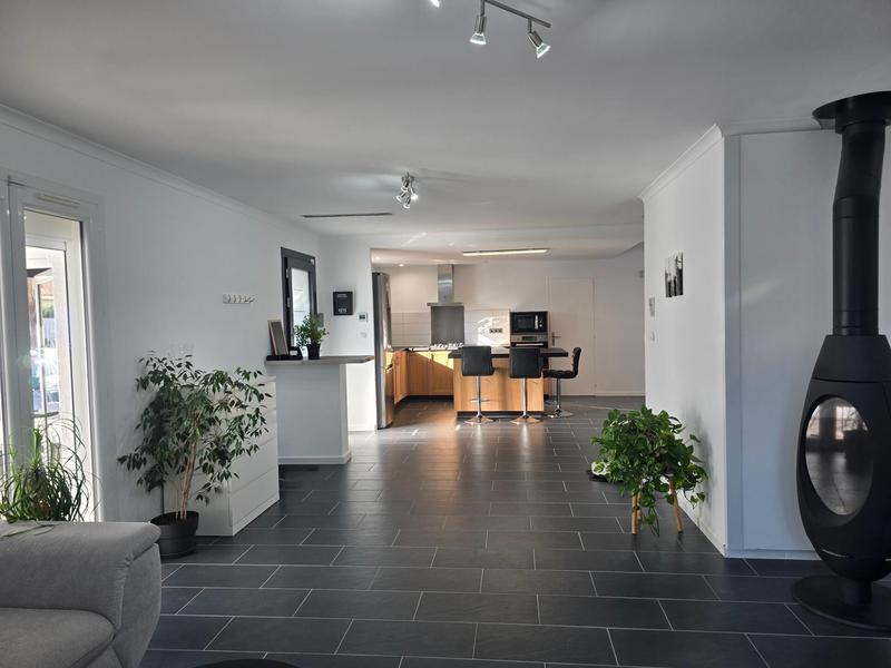 Maison - 105 m² - 3 pièces