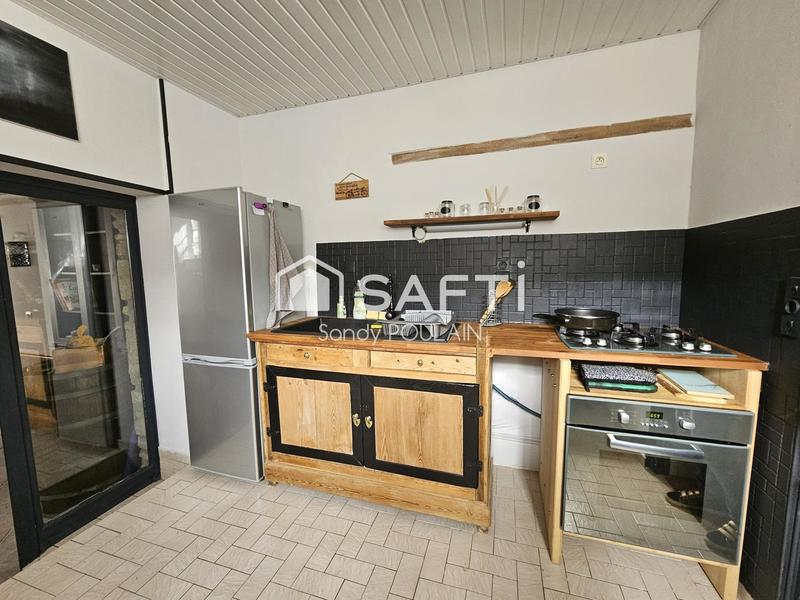 Maison - 90 m² - 4 pièces