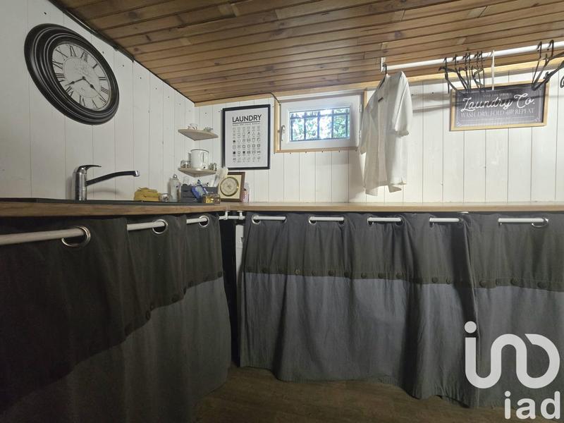 Maison - 240 m² - 7 pièces