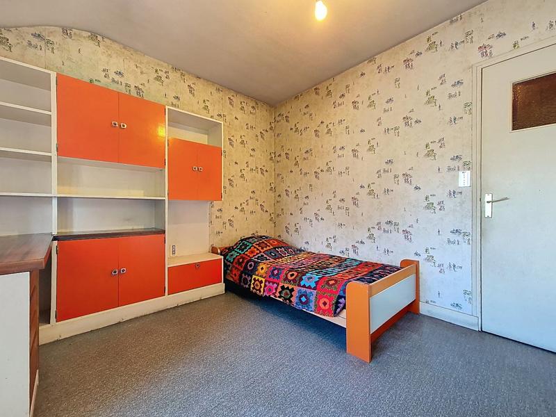 Maison de ville - 180 m² - 9 pièces