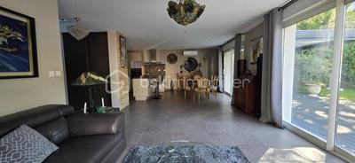 Maison - 115 m² - 6 pièces