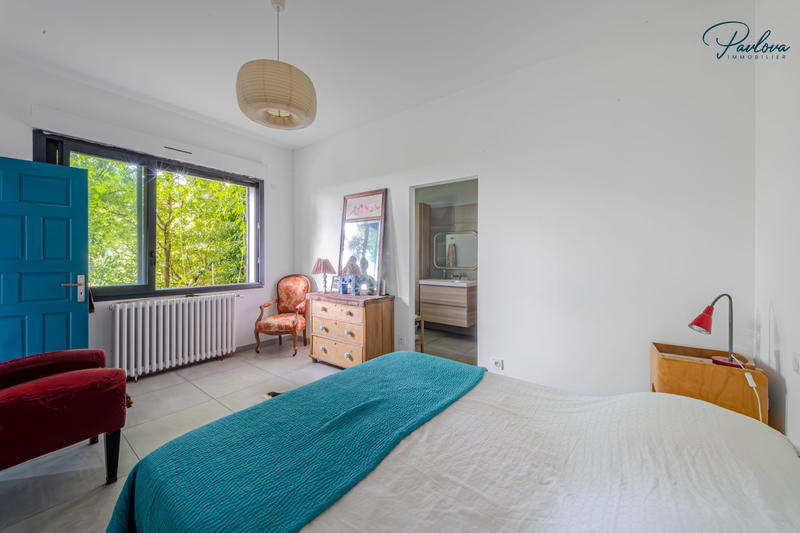 Villa - 220 m² - 7 pièces