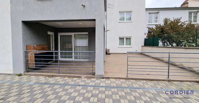 Appartement - 151 m² - 5 pièces