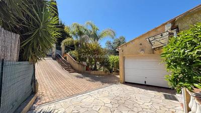 Maison - 155 m² - 5 pièces