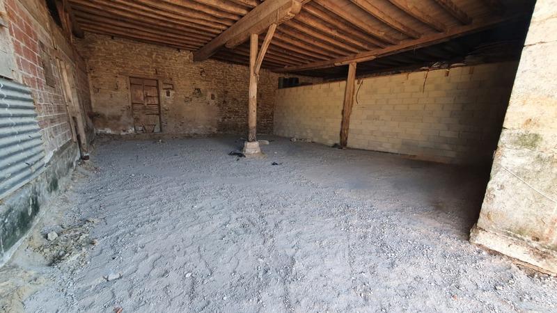 Corps de ferme - 368 m² - 11 pièces