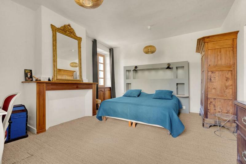 Maison de maîtres - 170 m² - 7 pièces