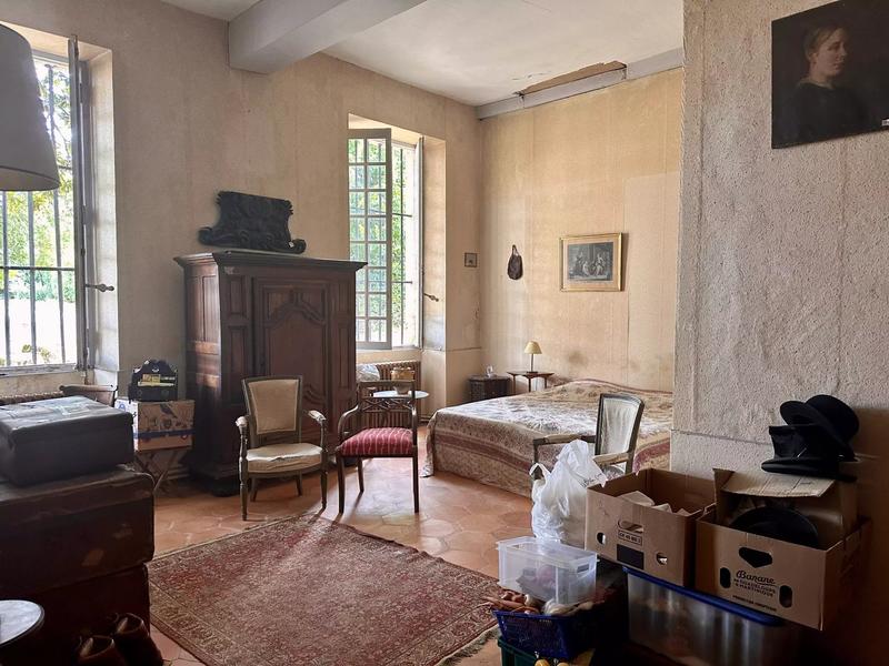 Maison - 600 m² - 22 pièces