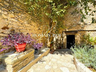 Maison de village - 100 m² - 4 pièces