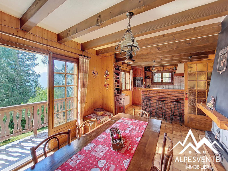 Châlet - 115 m² - 8 pièces