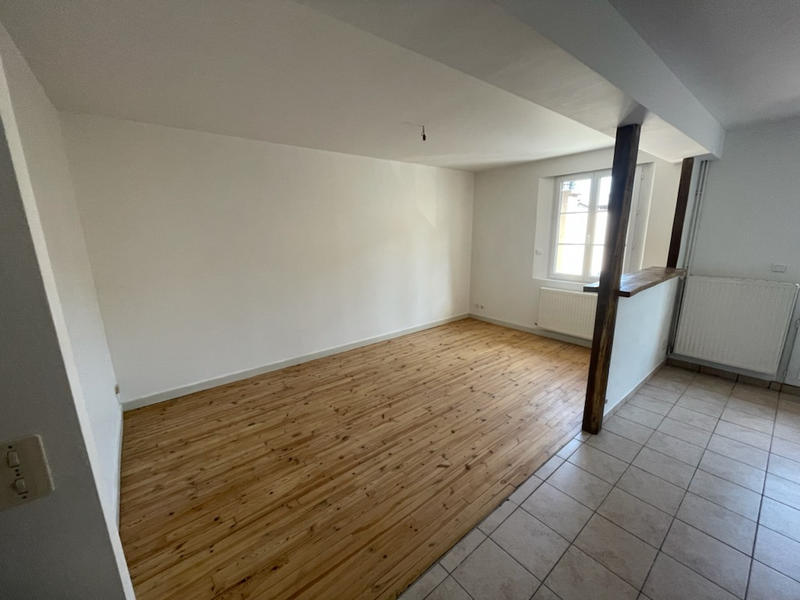 Appartement - 75 m² - 3 pièces