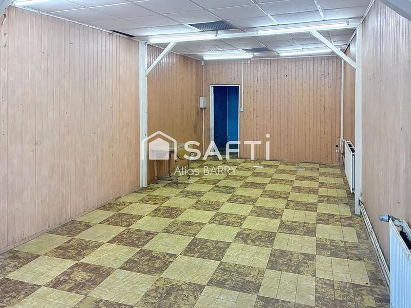 Local commercial - 161 m² - 5 pièces