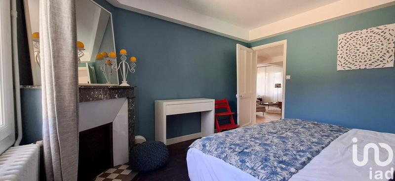 Maison de ville - 210 m² - 9 pièces