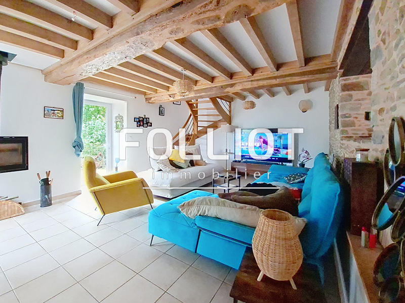 Maison - 248 m² - 7 pièces