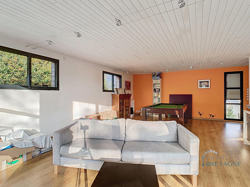 Maison - 166 m² - 6 pièces