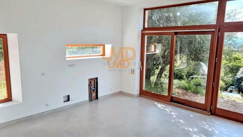 Maison - 117 m² - 4 pièces