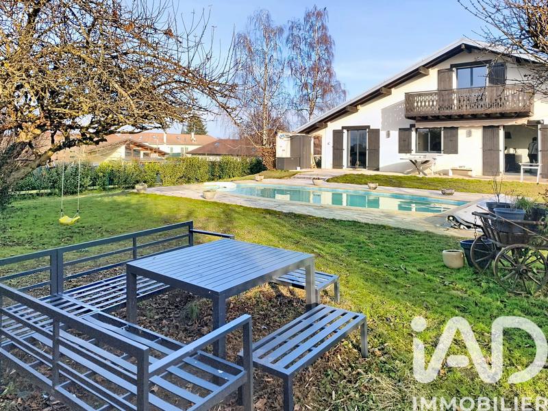 Maison - 170 m² - 5 pièces