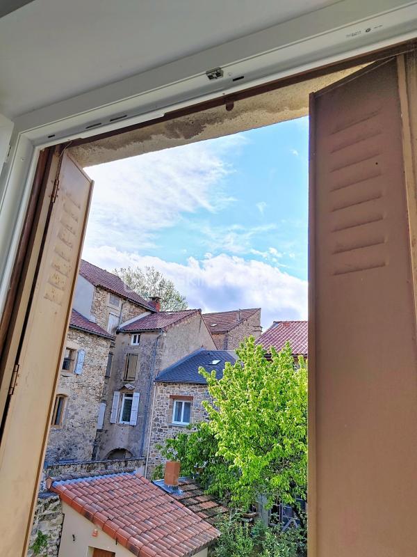 Maison de village - 150 m² - 10 pièces