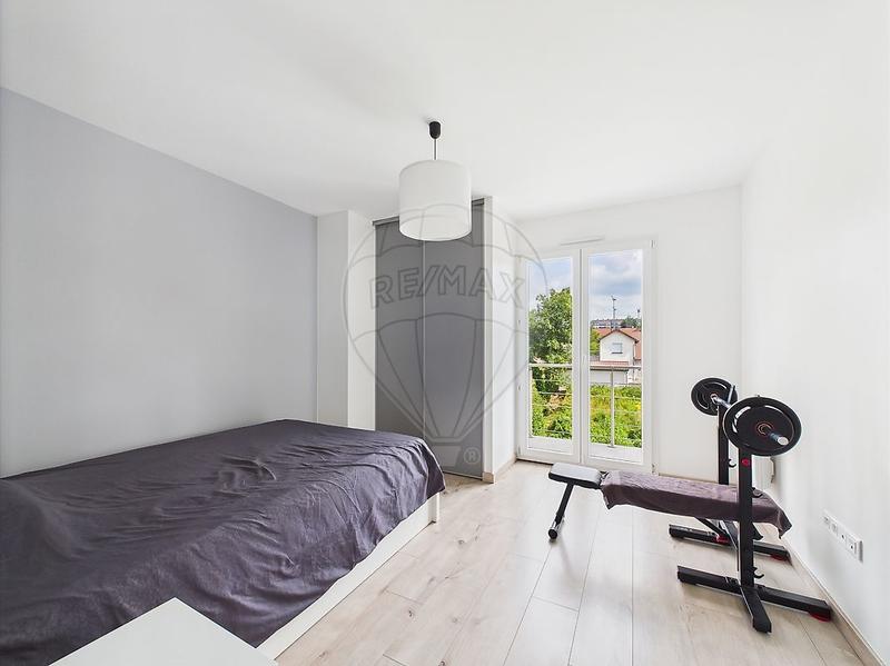 Maison - 148 m² - 5 pièces