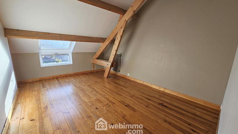 Maison - 165 m² - 8 pièces