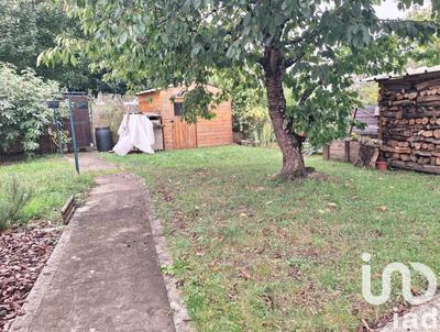 Maison - 94 m² - 6 pièces