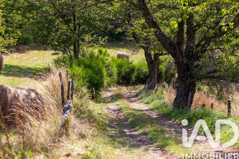 Maison - 195 m² - 8 pièces