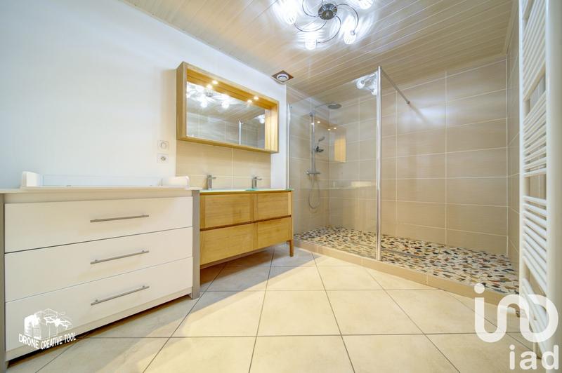 Maison de village - 205 m² - 7 pièces