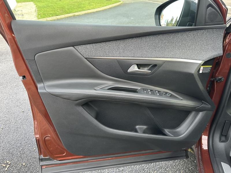 Peugeot 3008 Crossway 1.5 BlueHDI 130 Bvm6