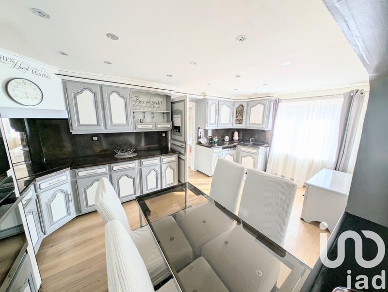 Maison - 105 m² - 4 pièces