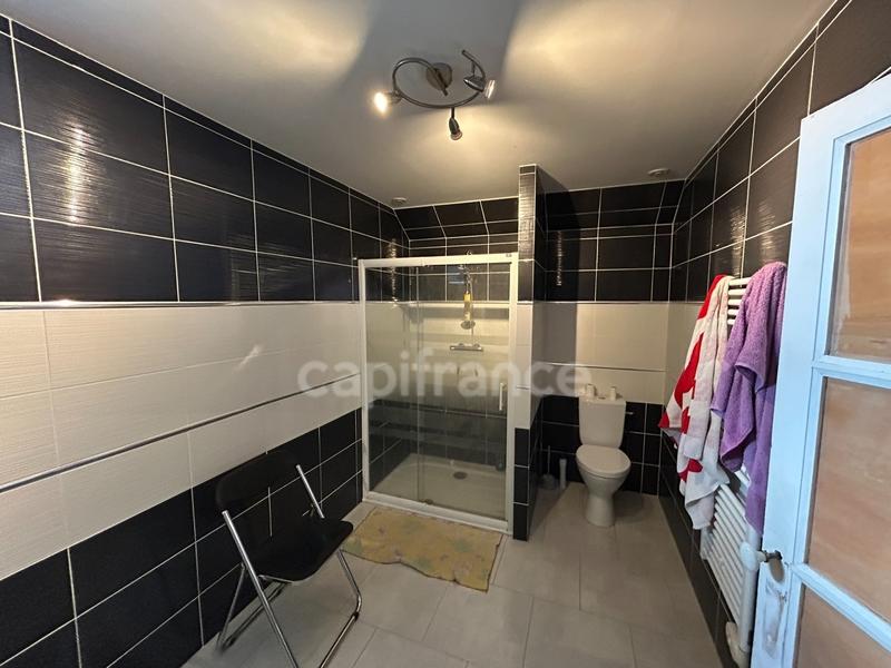 Maison - 387 m² - 15 pièces