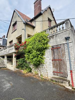 Maison - 92 m² - 5 pièces