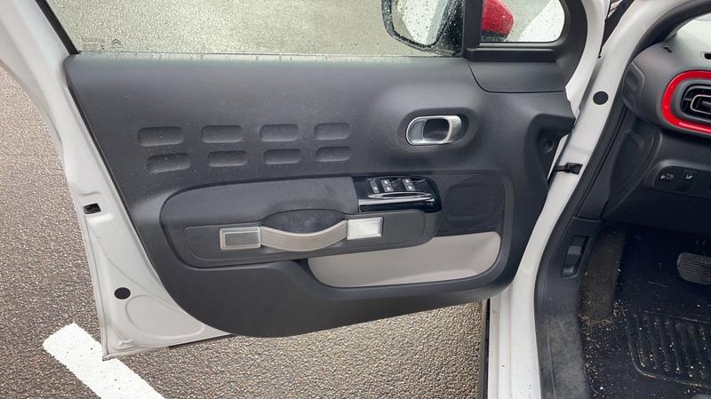 Citroën C3 1.2 PureTech 110 Eat6 Shine