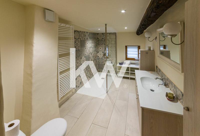 Maison ancienne - 179 m² - 6 pièces