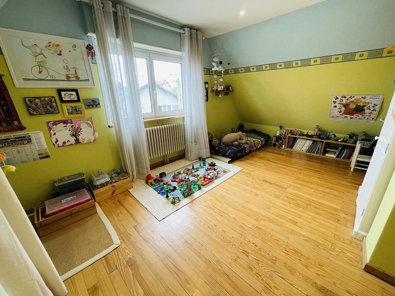 Maison - 108 m² - 6 pièces