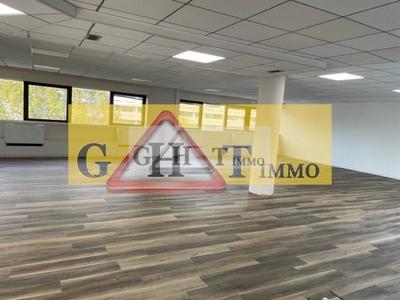 Bureau - 300 m²